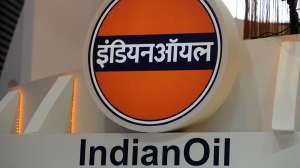 पेट्रोल डीजल की महंगाई के बीच देश की सबसे बड़ी पेट्रोलियम कंपनी Indian Oil ने आपको करोड़पति बनाने के लिए खास ऑफर शुरू किया है।

